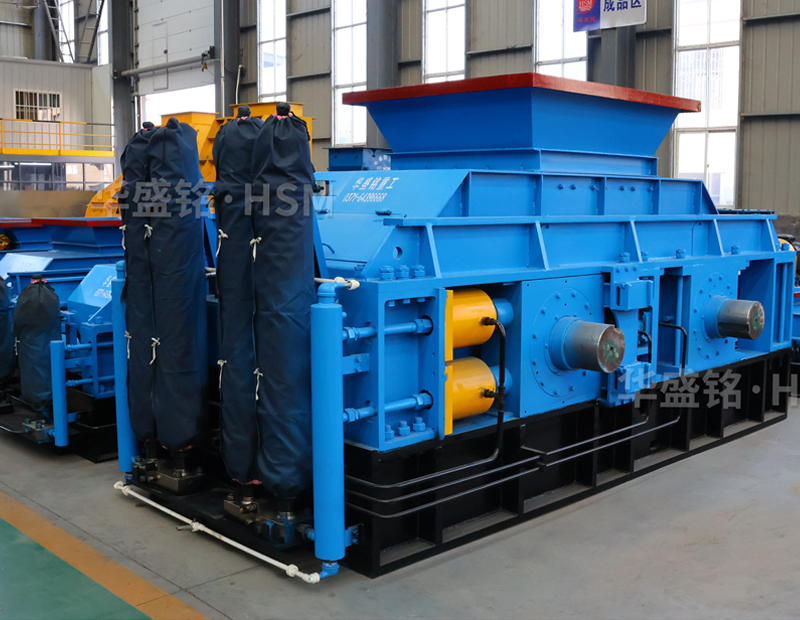 河卵石制砂對(duì)輥設(shè)備都包含有哪些？河南制砂機(jī)求大概報(bào)價(jià)!