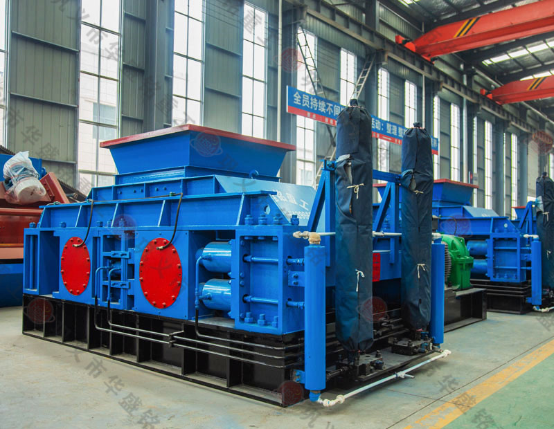 一套鵝卵石制砂機生產設備多少錢