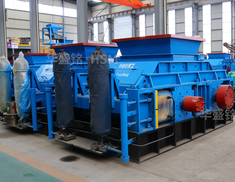 砂石數(shù)控全自動(dòng)液壓對輥制砂機(jī)：高效生產(chǎn)的智能選擇